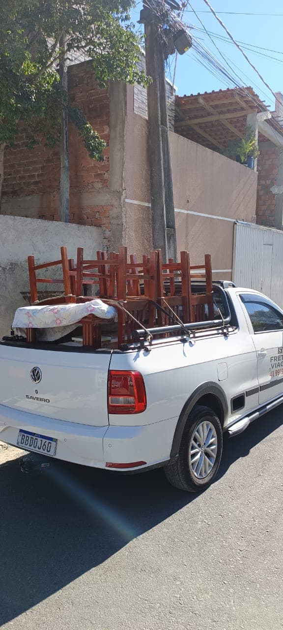 Transporte de cadeiras e móveis em Curitiba — STS Fretes Cajuru